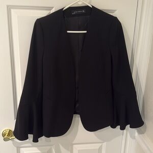 Zara Women Elegant bell sleeve blazer host pick